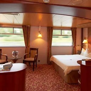 https://knm-ms-switzerland-ii-dusseldorf.dusseldorf-hotel.net