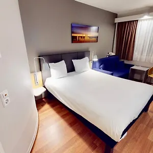 https://ibis-cologne-airport-hotel.topcolognehotels.com
